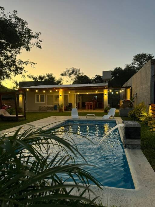 Casa con piscina Paso de la Patria. Bitcoin's House. photo 4