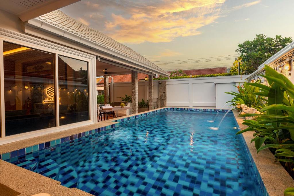 Pattaya Private Villa - Pool,Sauna,Snooker,BBQ photo 4