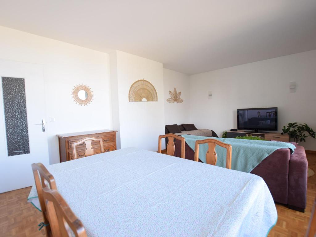 Appartement Évian-les-Bains, 2 pièces, 4 personnes - FR-1-498-72 photo 2