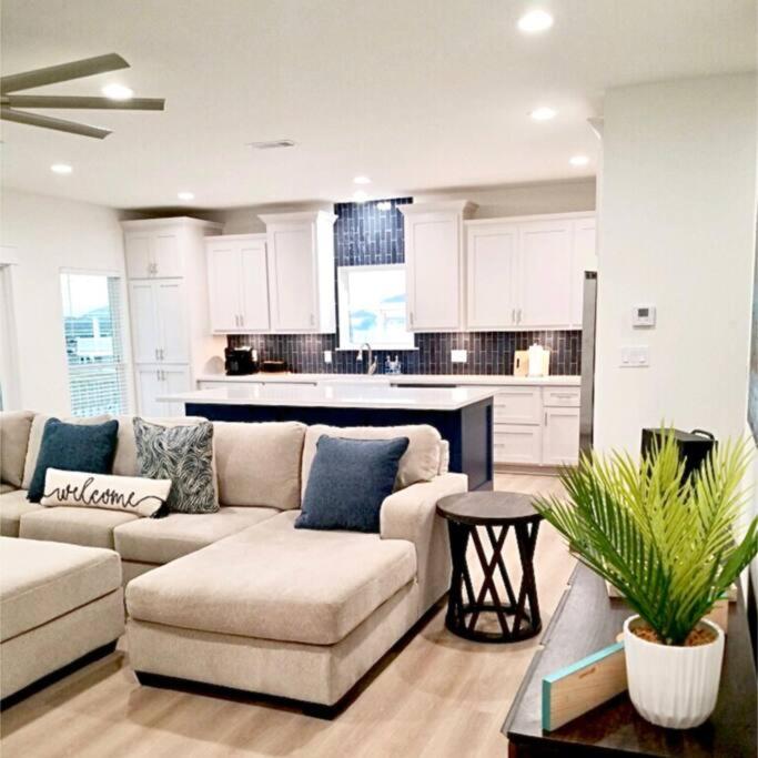 Calypso Cove-Golf Cart included-Sleeps up to 12 photo 3