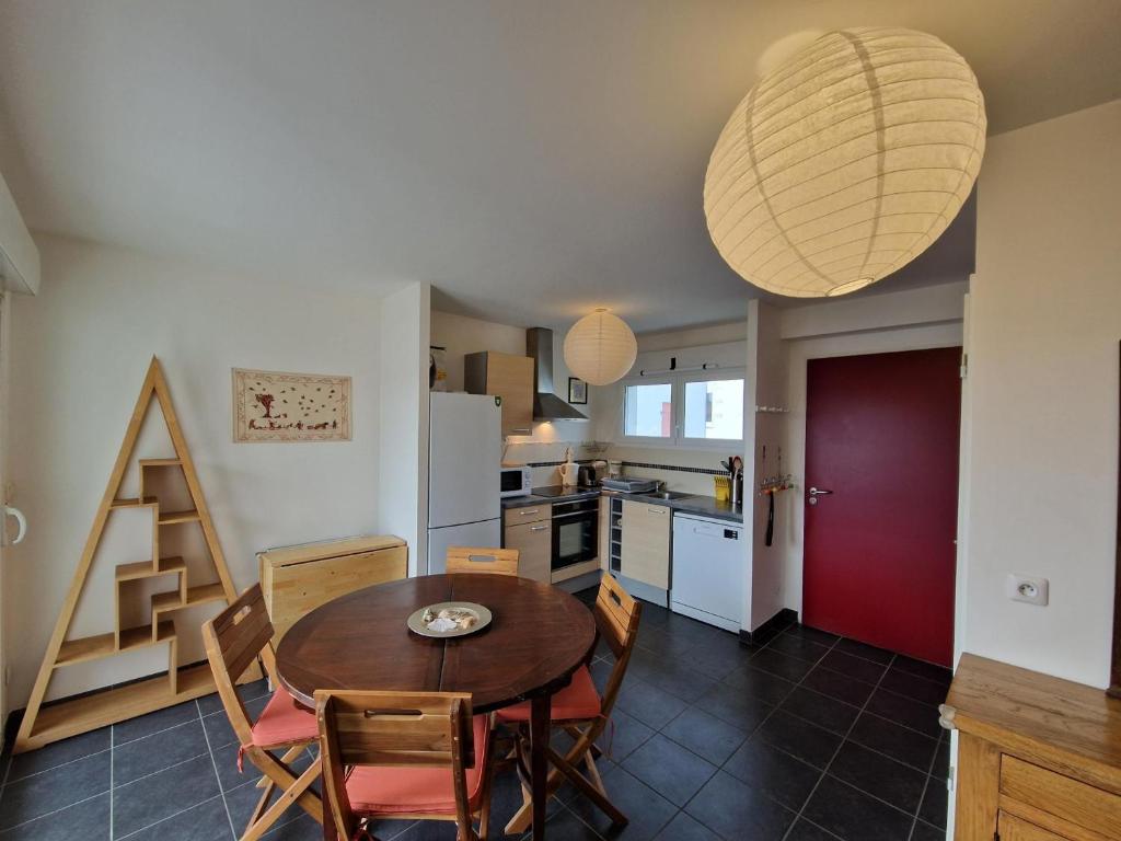 Appartement Angoulins, 3 pièces, 5 personnes - FR-1-706-25