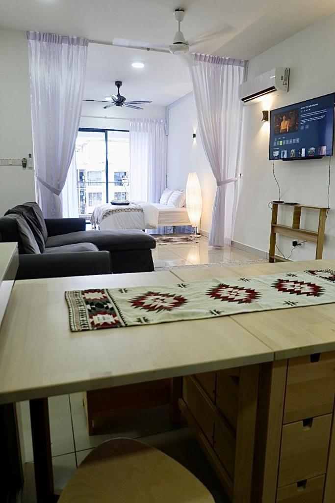 The Borneo Suite - Free Airport Pick Up for Minimum 2 Nights Stay photo 1