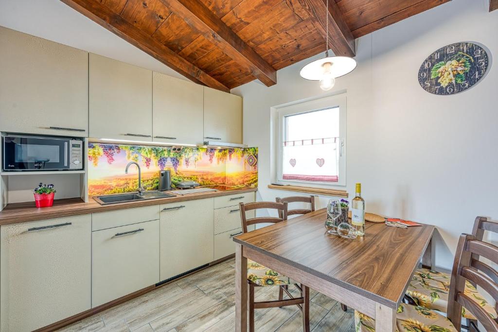 Tourist Farm Tonin - Apartment 3 - Happy Rentals photo 2