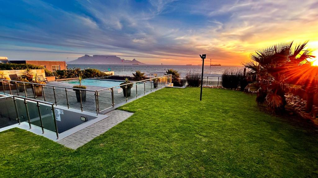 Heaven on Earth - Blouberg Beachfront Self-catering Apartment photo 1
