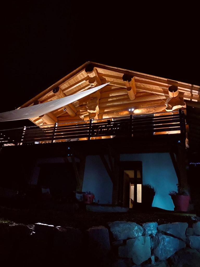 Chalet Anzac Chalet 5 Etoiles en Rondins Tout Neuf Unique dans les Aravis photo 4