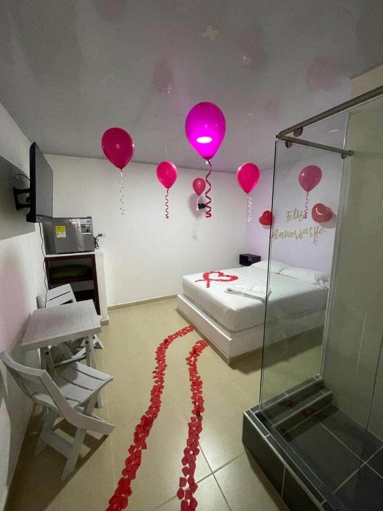 Hotel ZT photo 2