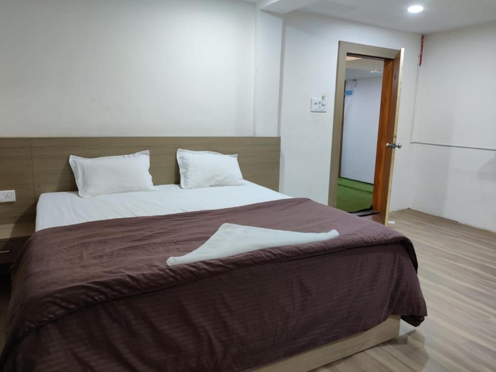 HOTEL NEW RATNAKAR photo 1