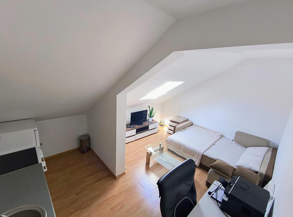 ATTICA APARTMENTS