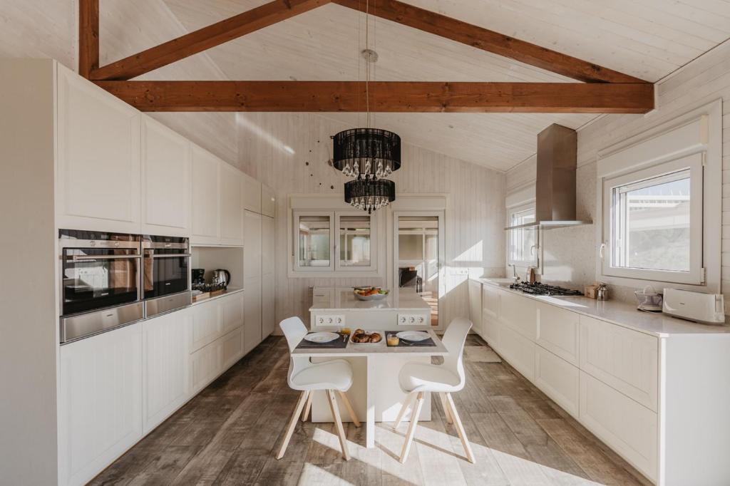 Petit Luxe Pineda