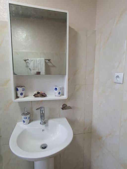 BEST7 two bedroom apt in UN Kazanchis area photo 4