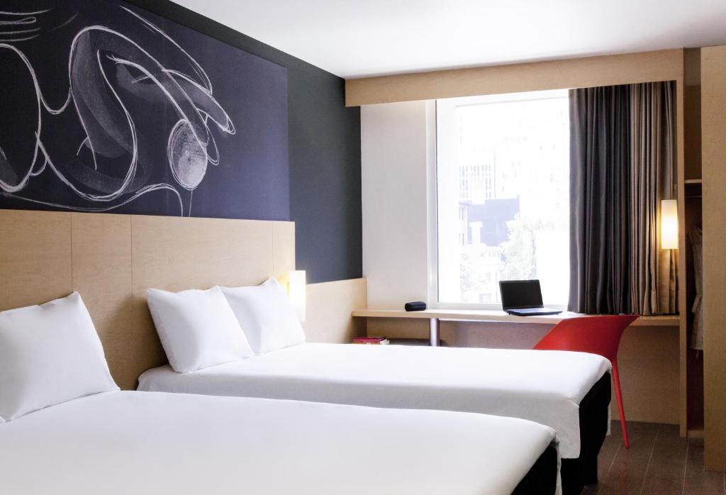 Четырехместный (Стандартный номер с 2 двуспальными кроватями), Ibis Mexico Alameda