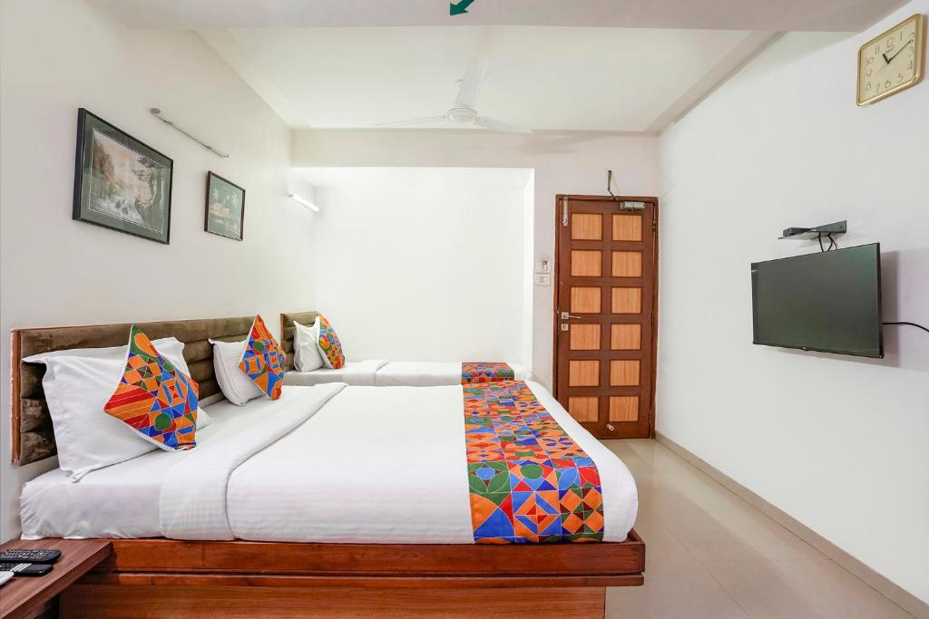 hotelshantisadan photo 4