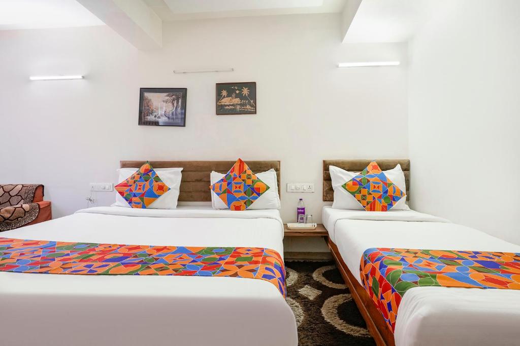 hotelshantisadan photo 2