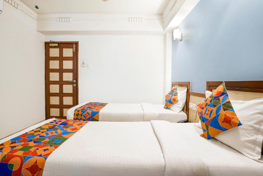 hotelshantisadan photo 3