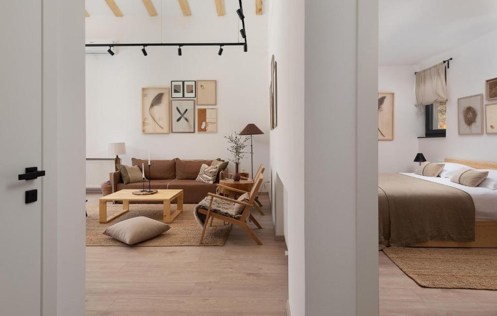 Amazing Home In Gospic With Wifi photo 1