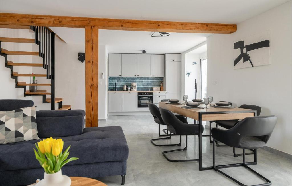 Lovely Home In Vidulini With Kitchen photo 3