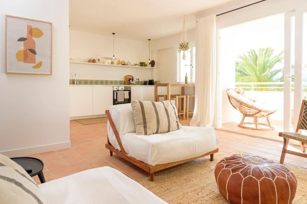 Uniek 4p. appartement 75 meter van het strand in Javea photo 2