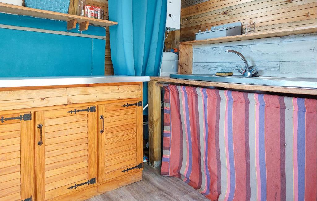 Stunning Home In Saint-gildas-de-rhuys With Kitchen photo 4