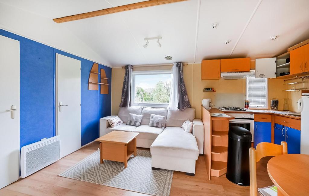 Gorgeous Home In Barjac With Wifi photo 3