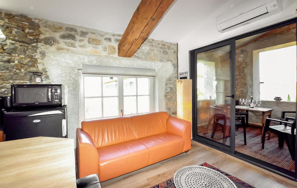 Cozy Home In Pennautier With Wifi photo 4