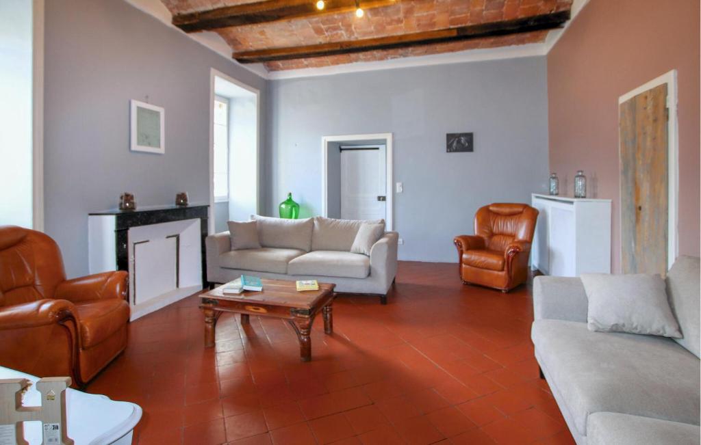 Beautiful Home In Les Salelles With Wifi photo 1
