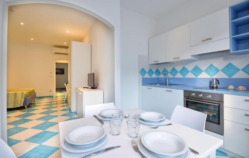 Awesome Apartment In Deiva Marina With Wifi