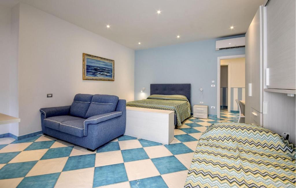 Stunning Apartment In Deiva Marina With Wifi photo 1