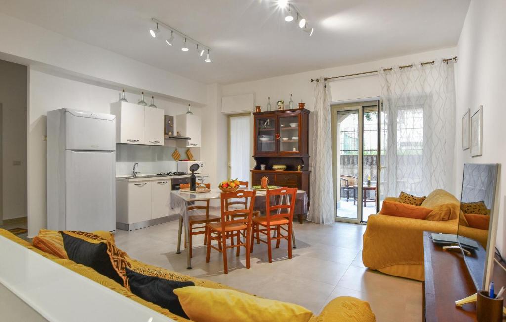 Amazing Home In Acicastello With Kitchen photo 1