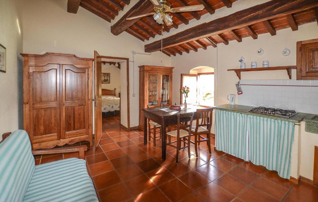 Amazing Apartment In Anghiari With House A Panoramic View photo 3