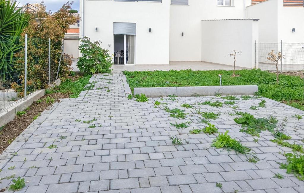 Pet Friendly Home In Realmonte With Kitchen photo 1