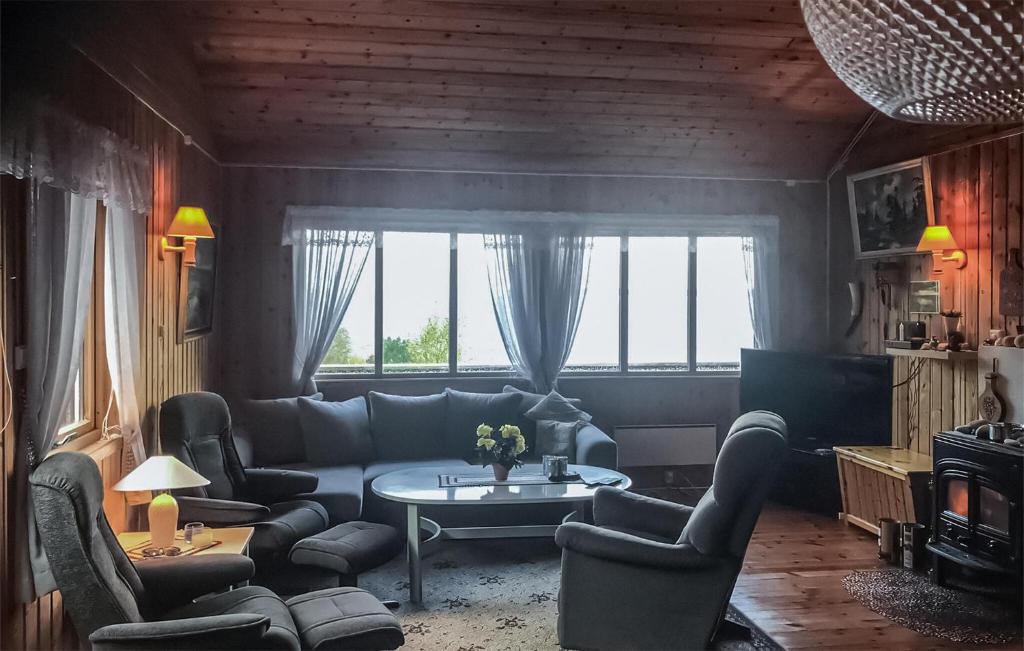 Gorgeous Home In Sekken With House Sea View photo 2