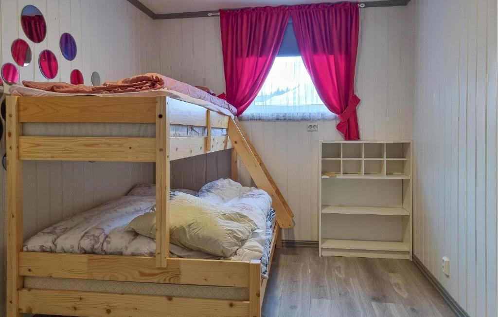 Stunning Apartment In ysleb With Wi-fi photo 2