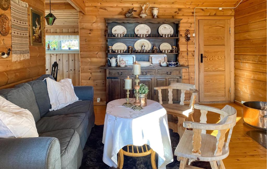2 Bedroom Cozy Home In Skodje photo 2