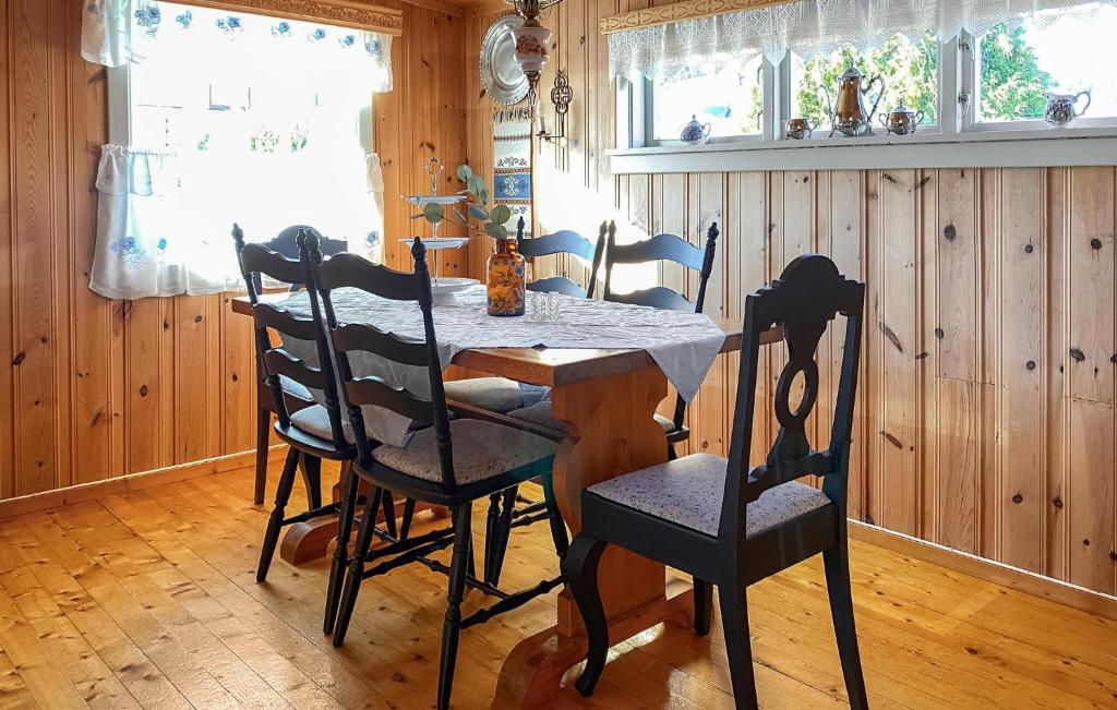 2 Bedroom Cozy Home In Skodje photo 3