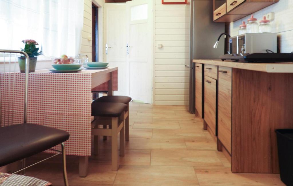 Nice Home In Wolin With Lake View photo 4