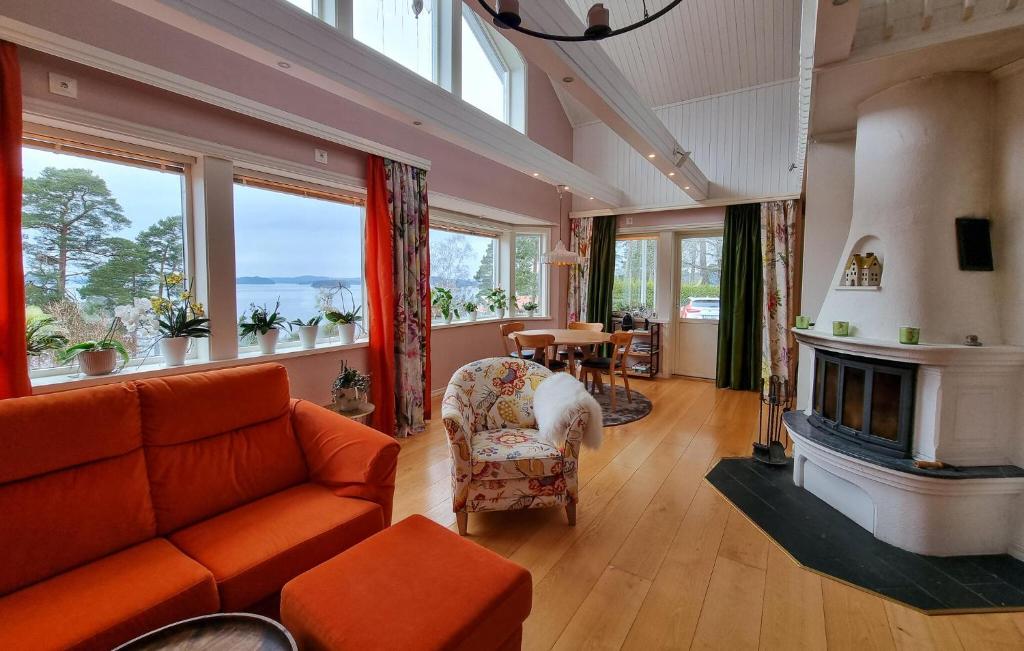 Nice Home In Alingss With Lake View photo 1