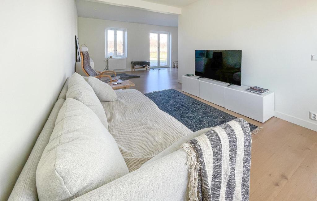 Gorgeous Home In Torekov With Sauna photo 2