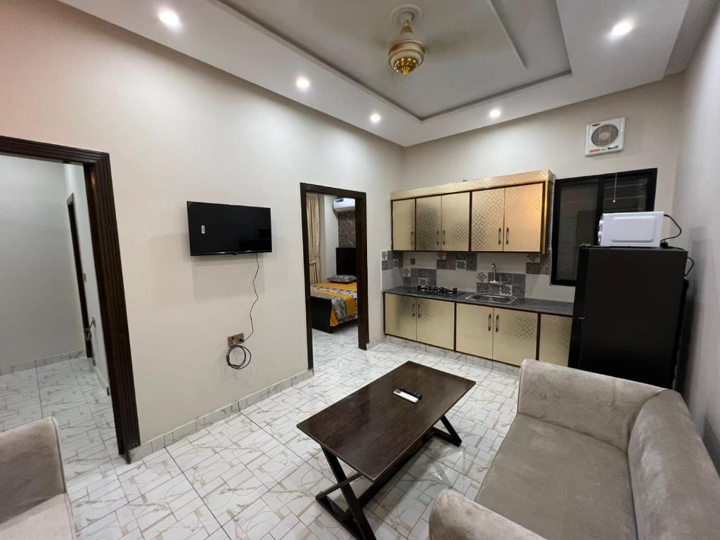 Uptown Residences photo 4
