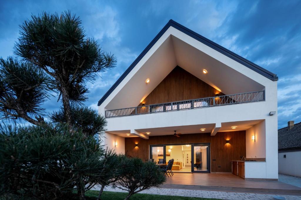 Eagle’s Nest Villa photo 1
