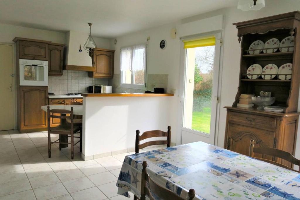 Maison avec jardin à 400m de la plage à Landrellec en PLEUMEUR-BODOU Ref 250 photo 2