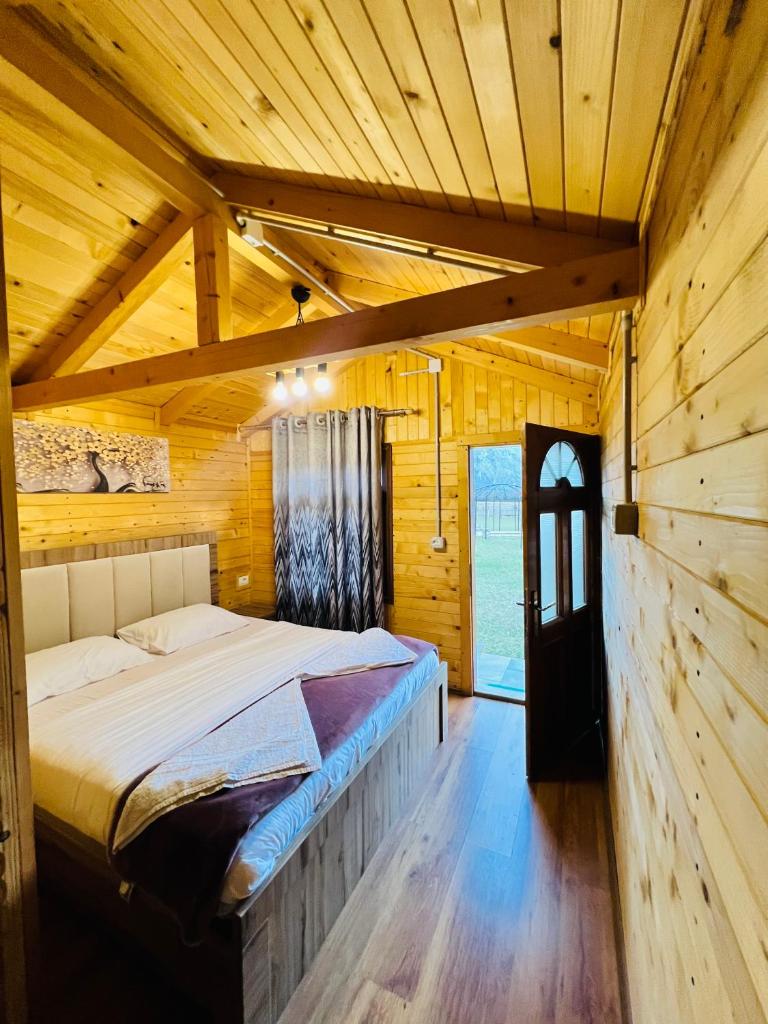 Hotel Krojet e Rrogamit photo 1