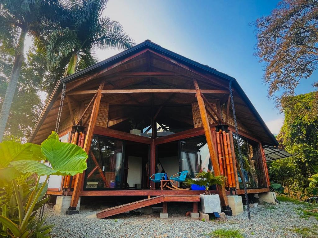 BooHouse - A Wild Cabin in Colombia photo 4