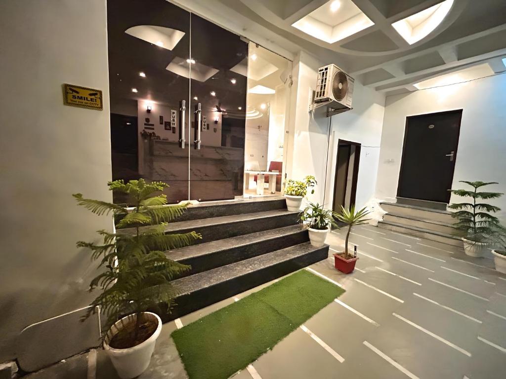 Anya Residency