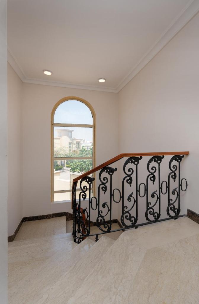 Zyra Luxury villa with pool and Jacuzzi in New Cairo photo 2