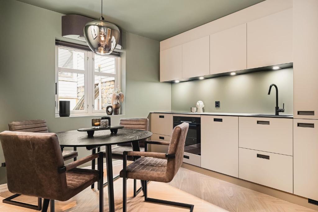 Bryggen // Fløyen Apartments photo 2