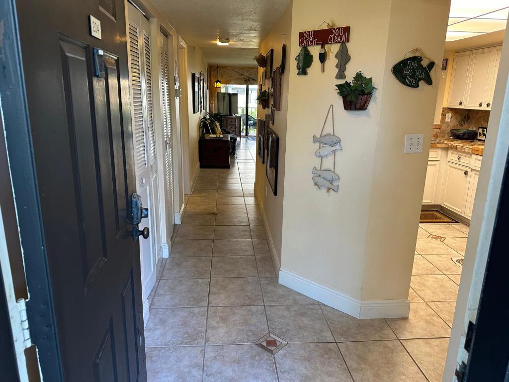 Beacon Reef Condo Oceanside photo 4