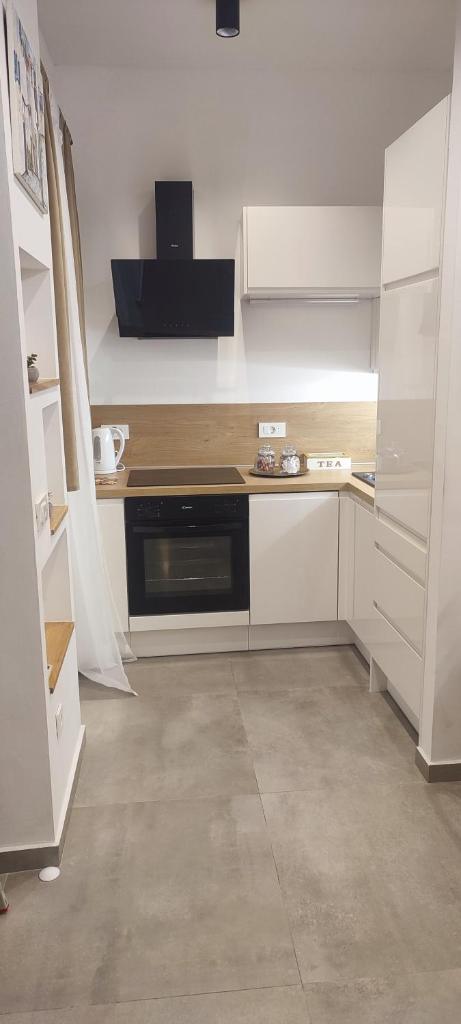 Cozy Studio Apartment LEPRIN in Labin Old Town photo 2