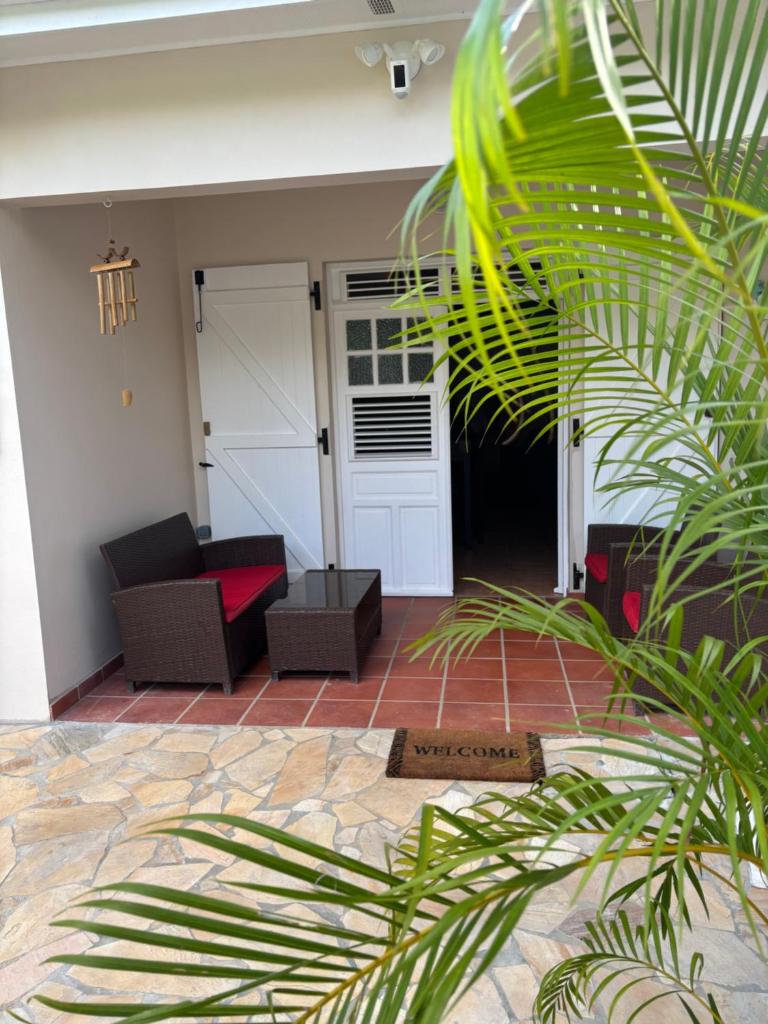 Jolie Villa sur deux niveaux! photo 3