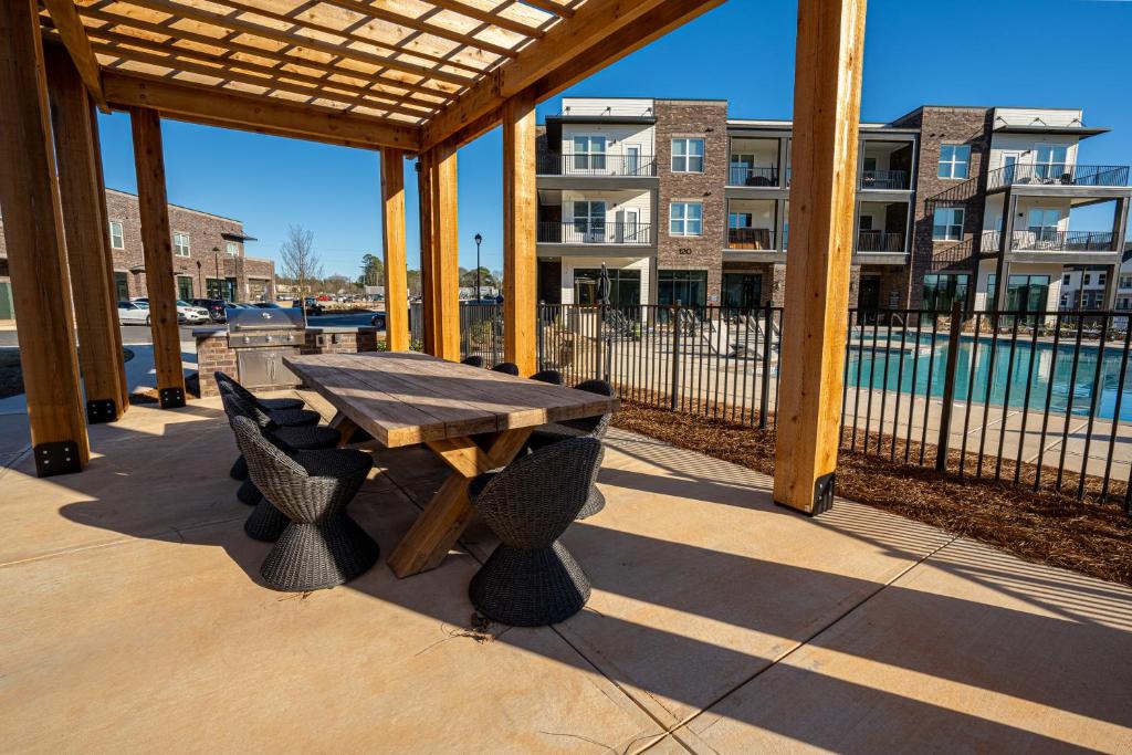 Modern Brand New 3BR 2B Apt in Heart of Athens photo 4