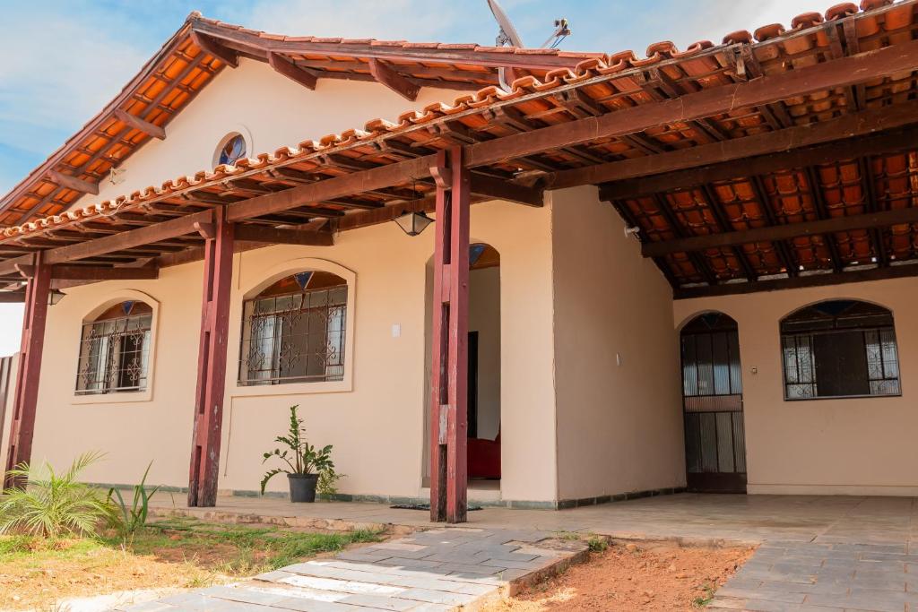 Casa Inteira Centro Três Marias